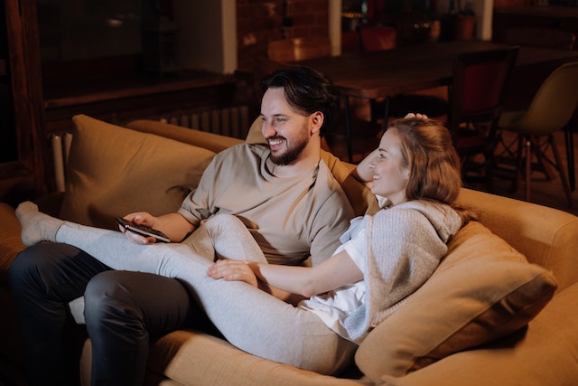 Comment maintenir l’équilibre de la vie de couple et gérer le stress parental ?