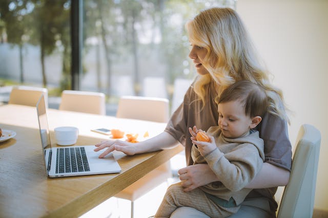 Équilibre vie professionnelle/vie privée : Stratégies des femmes chefs d’entreprise